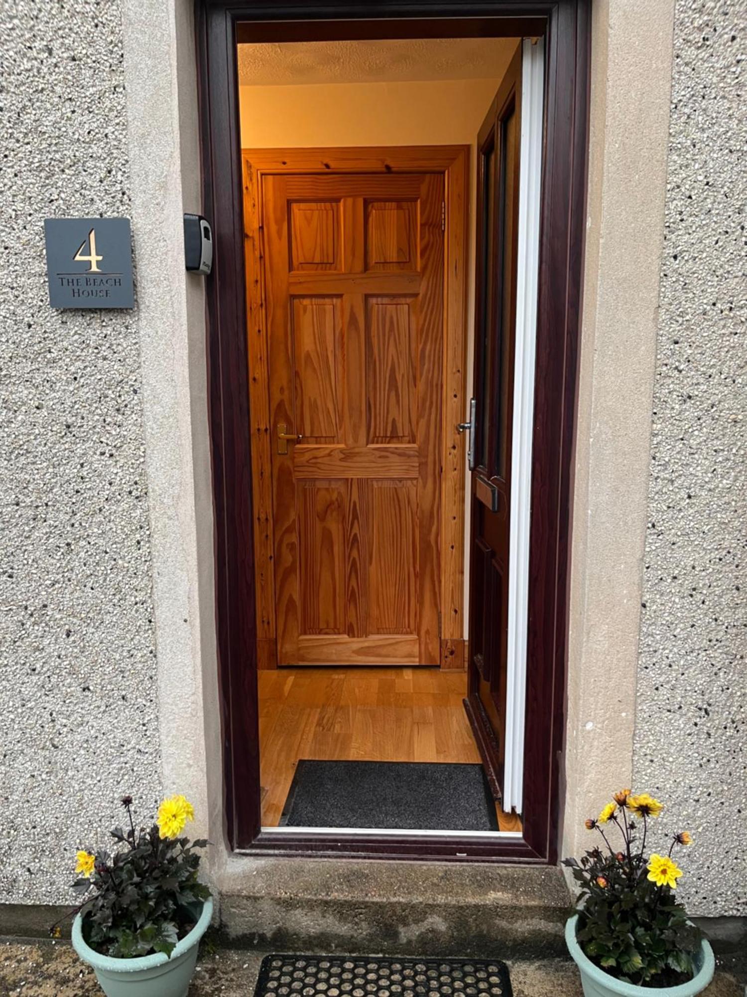 North Coast Property - Number 4 - The Beach House Thurso Esterno foto